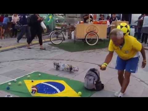 Artistas callejeros - Boulevard Olímpico