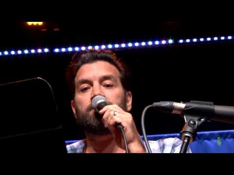 eTown Finale with Bob Schneider & Joan Shelley - The Weight (eTown webisode #941)
