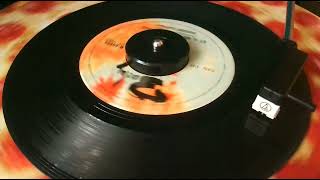 HUGHES AUFRAY  ET SI MOI JE NE VEUX PAS