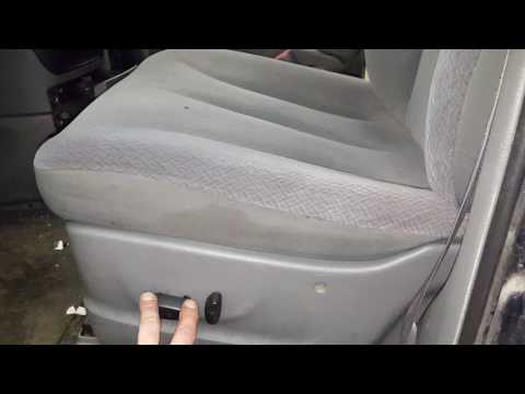 DP0060 - 2005 Dodge Grand Caravan SXT - Driver Left Front Power Seat