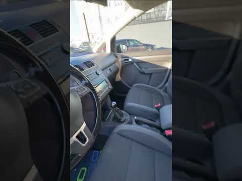 фото volkswagen touran i рестайлинг 0