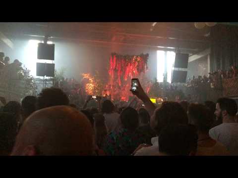 Lee Burridge drops EBTG - Missing (Dee Montero Remix) @ All Day I Dream ADE 20.10.2018.