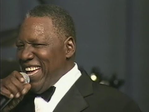 Charlie Thomas' Drifters - "When My Little Girl Is Smiling" - Live 2005