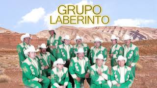 Grupo Laberinto - El Avion de La Muerte (Letra Oficial)