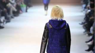 Download lagu [ETC] NU'EST REN on runway of Designer PARKYOUNSOO Collection mp3