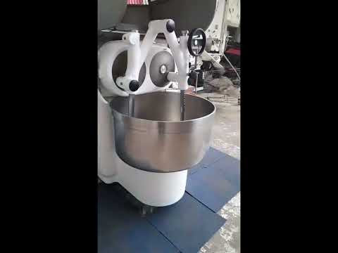 video 2, Pétrin Bras plongeant 95 Kg de Farine d'Occasion