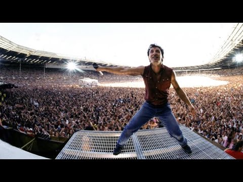 Top 10 Most Electrifying Live Bands of All Time