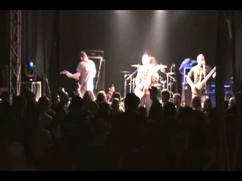 FacePlant at Headliners in Louisville also covering "Too Many Puppies" by Primus