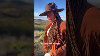 Happy Tuesday! ❤️ MILKSHAKES #kelis #acoustic #womeninmusic #womeninhiphop #throwback #shorts