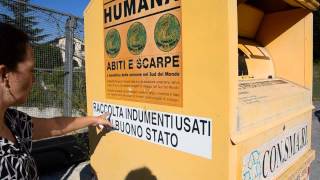 preview picture of video 'Camerino - Reciclagem de roupas, sapatos e oleo vegetal na Itália'