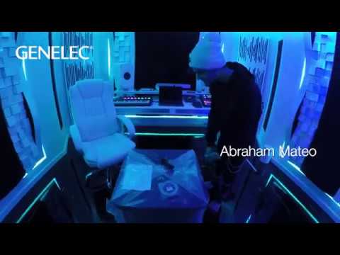 Abraham Mateo unboxing his new subwoofer Genelec 7380A (14/12/2017)