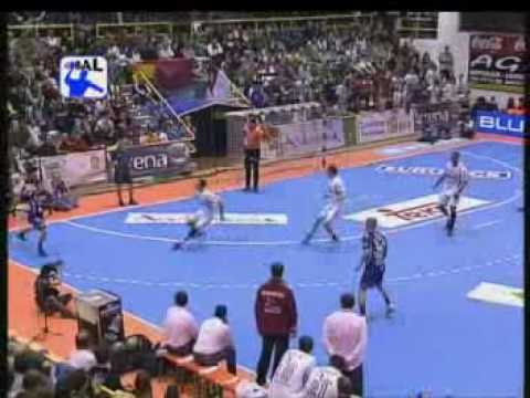 Reale Ademar 26 - BM. Ciudad Real 24