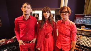 Le Butcherettes- They Fuck You Over live on Sessions From The Box