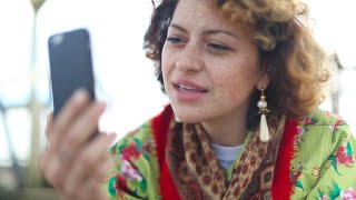 A Fine Romance - Alia Shawkat, James Williams