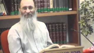 15223-1 הכניסה לקדש הקדשים – תורת משה ותורת אהרון