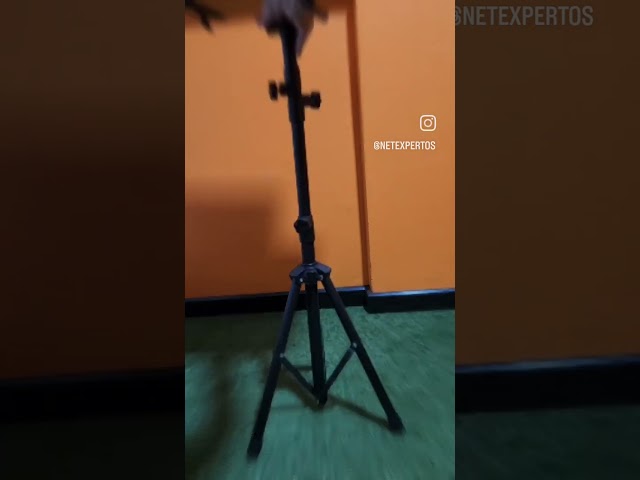 Vídeo relacionado con CAHAYA Atril De Altura Para Partituras De Metal Portátil Con Bolsa De Transporte, Carpeta Para Partituras, Soporte Para Proyector, Soporte Para Podio Portátil, Hasta 170 cm, CY0304