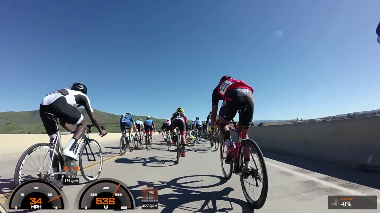 Santa Barbara Road Race 2017, Cat 3 - Final Sprint Crash - YouTube