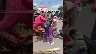 Download lagu Merakit Singa Depok💢 Angga Putra Show Larangan #singadepok #shorts mp3