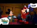 Mickey Switches Places With A Prince The Prince And The Pauper Disneykids