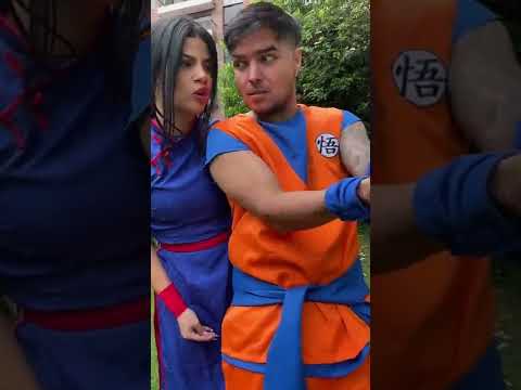 I DON'T WANT TO LIVE WITH MY GIRLFRIEND!!