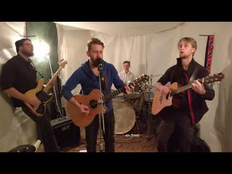 parta kamarádů ze Znojma - Tereza (Lucie kytara/soutěž)