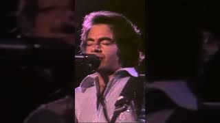 &quot;Play Me&quot; - Neil Diamond LIVE