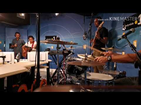 EONO cover E au e de Tamarii Vairao en live sur la 1ère