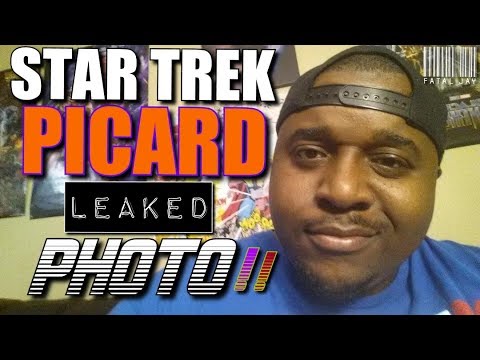 Star Trek: Picard Leaked On Set Photo, Patrick Stewart Standing Next To A Starfleet Uniform