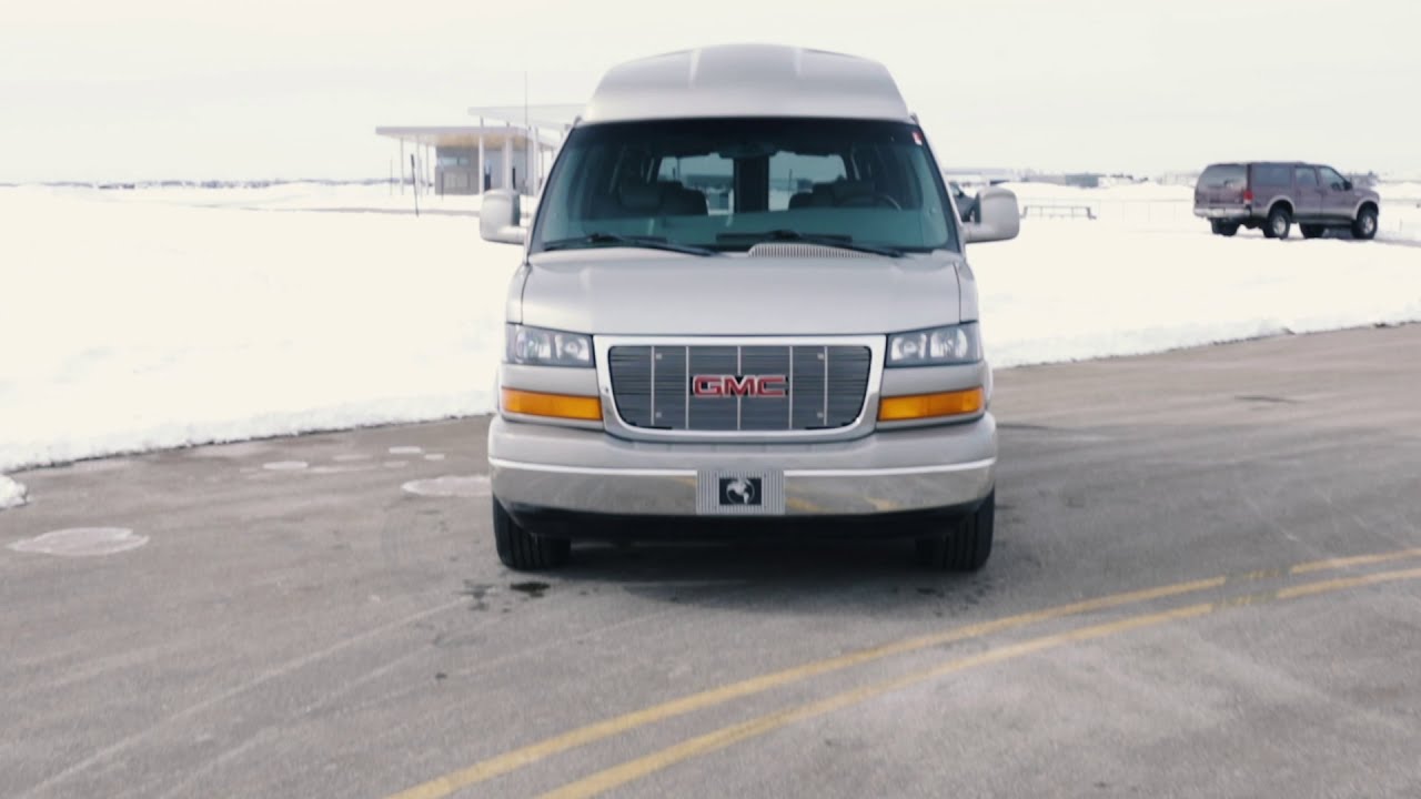 2003 GMC Savana Van