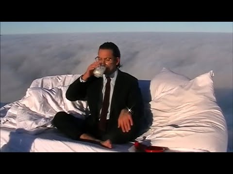 LOVE HOTEL BAND - HERZ AUS SCHNEE (OFFICIAL VIDEO)