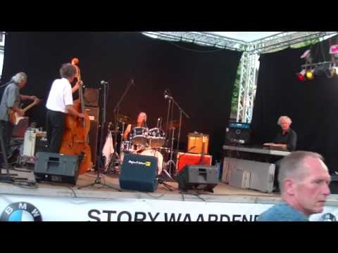 Opbouw Barrelhouse Reuring Festival Haaften 2016