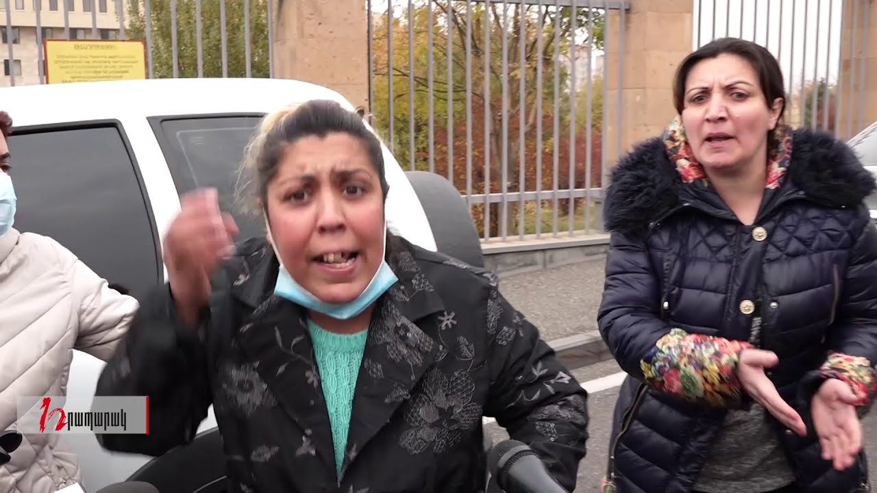 Փաշինյանի տղան ու՞ր է, Տոնոյանի որդին ու՞ր է․ անհետ կորած զինծառայողների ակցիան՝ ՊՆ շենքի մոտ