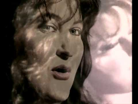 Laurika Rauch - Die Mense op die Bus