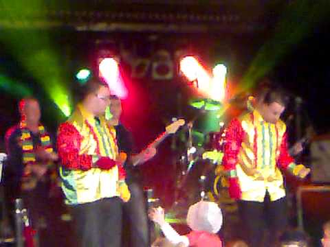 Liedjesmiddag Aostrum - Die zwei Gebrüder As ik dur ieëne heb gehad.mp4