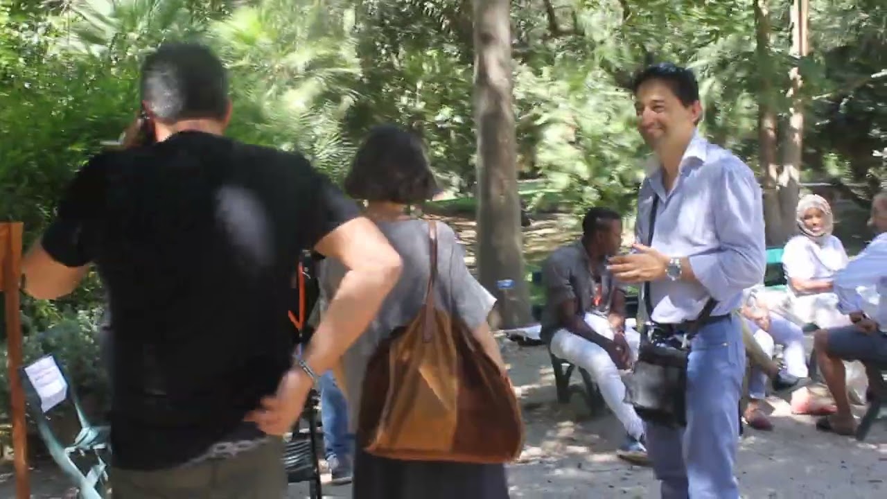 Leggendari: Biblioteca Vivente, azione 1