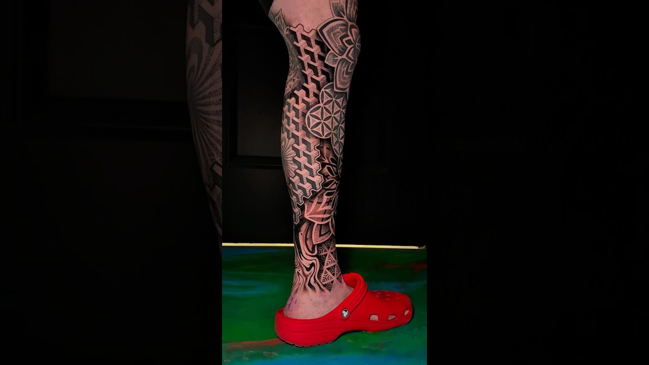 Geometric leg sleeve tattoo #geometric #tattoo #legsleeve #geometrictattoo #geoflow