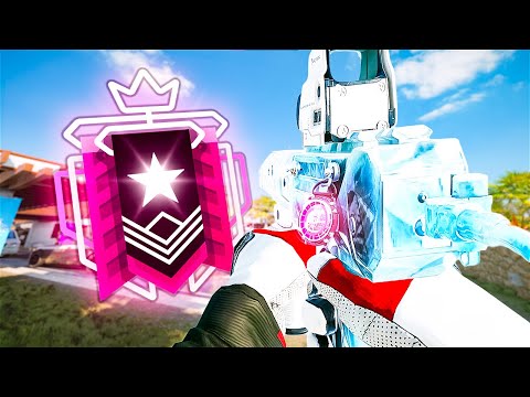 THE #1 BEST *CONTROLLER* CHAMPION + NO RECOIL SETTINGS & SENSITIVITY (PS5/XBOX) - Rainbow Six Siege