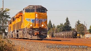 preview picture of video 'Union Pacific 8087 leads QPDRV thru the Salem Yard, 9.8.13'