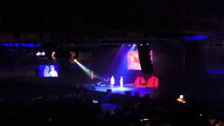 Kristin Chenoweth &amp; Anna Kendrick sing "For Good"