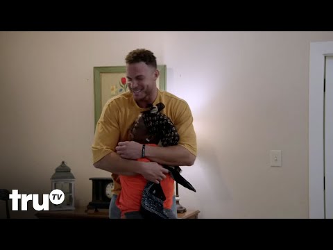 Double Cross with Blake Griffin - Daughter Sends Burglars To Parents Home (Clip) | truTV