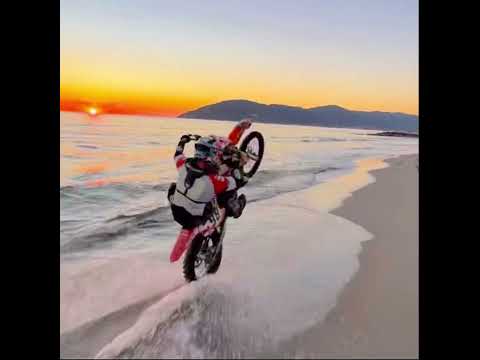 avaion & sam welch - goodbye ( slowed & reverbed )