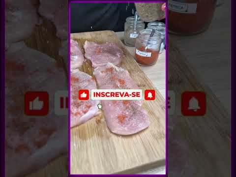 PEITO DE FRANGO GRATINADO DE MUSSARELA