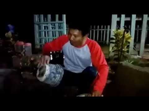 Seketip mata, main kendang ala cak met