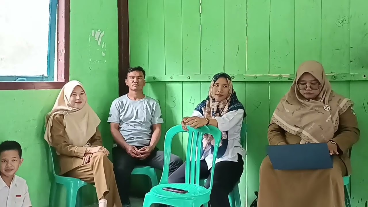 Program Roots Modul 1 : Pencegahan Perundungan (Bullying) di SMP Negeri 04 Madang Suku I