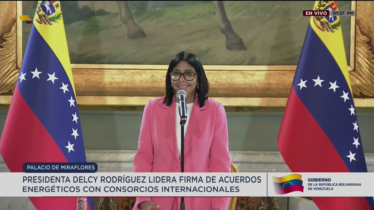 Delcy Rodríguez en firma de acuerdos energéticos con consorcios internacionales, 13 agosto 2026