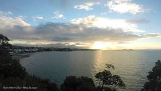 preview picture of video 'Saint Heliers Bay, Auckland, New Zealand (1 min time lapse)'