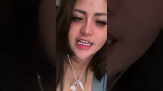 Download lagu Hanny All Sakit Hati mp3 Download lagu Hanny All Sakit Hati mp3