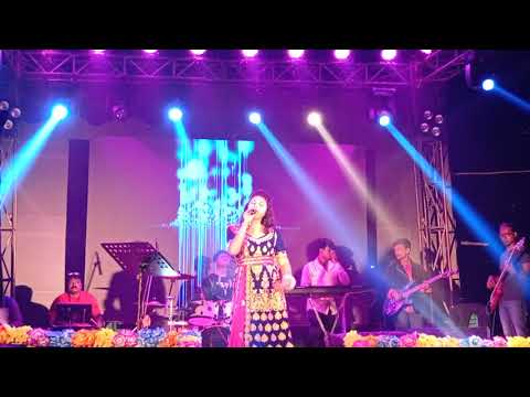 Priyanka Gain Jake pabona_stage performance