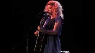 Tori Kelly: Favorite Hello