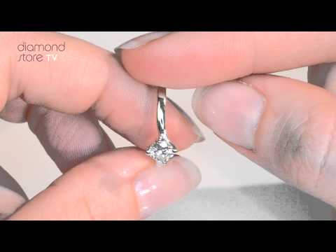 UT24 - 0.33ct Lily Platinum Diamond Enagement Ring